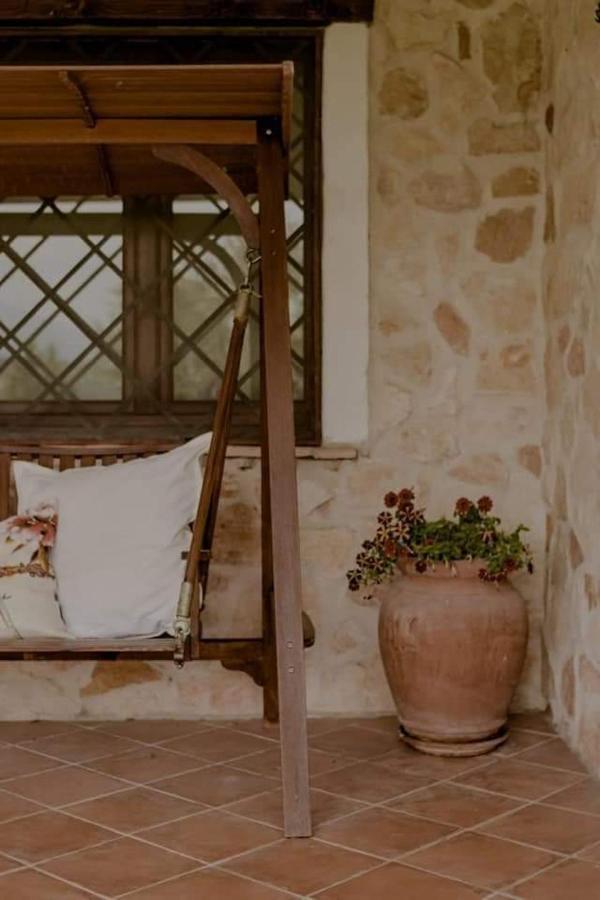 Bed & Breakfast Le Coccinelle Bed & Breakfast Rosciano  Exterior photo